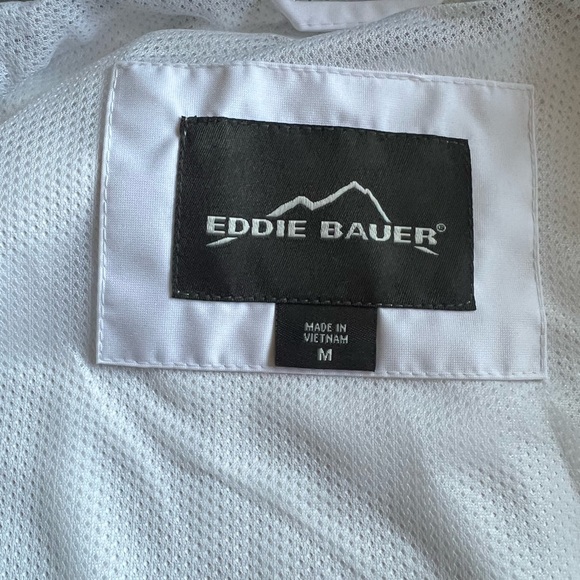 Ladies Eddie Bauer Weatheredge Rain Coat in White size medium NWT- ‼️HAS LOGO‼️ - Picture 9 of 11